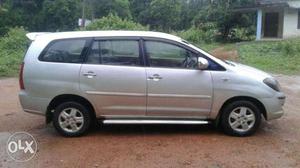 Toyota Innova 2.0 G, Diesel