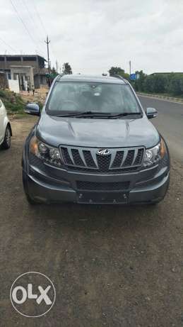  Mahindra Xuv500 w 6 diesel  Kms