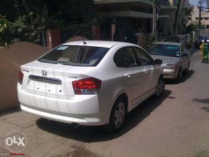 Need a second hand honda city white or silver color petrol