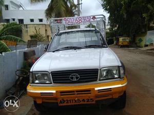 Tata rx pickup with very good condition urgent sale those