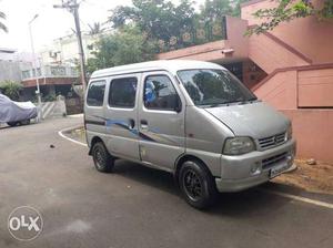  Maruti Versa 2nd owner Insurans live 8 seater