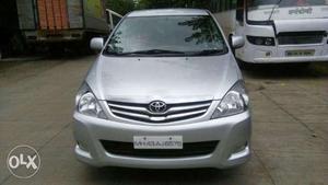 Toyota Innova 2.5 E 8 Str, , Diesel