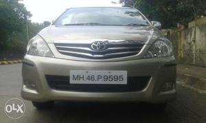 Toyota Innova 2.5 V 8 Str, , Diesel