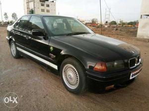  BMW 3 Series petrol  Kms