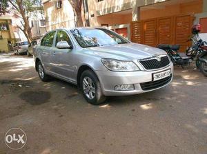 Skoda Laura Ambiente 2.0 Tdi Cr Mt, , Diesel