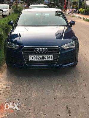 Audi A3 - 35 TDI Premium (Blue)