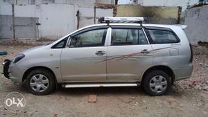 Innova car for sale in low price