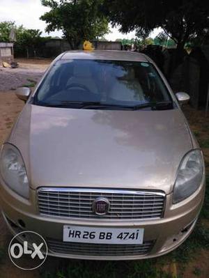  Fiat Linea petrol  Kms