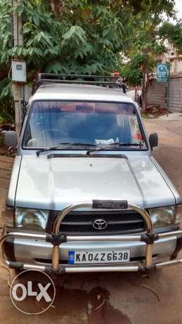 Toyota Qualis in Excellent condition for Sale (Single Owner)
