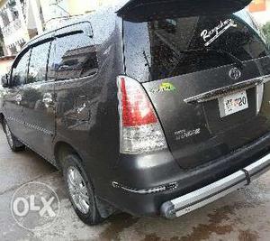  Toyota Innova diesel  Kms