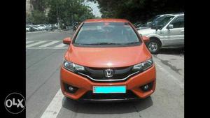 HONDA JAZZ V MT PETROL  Wants to sell urgently