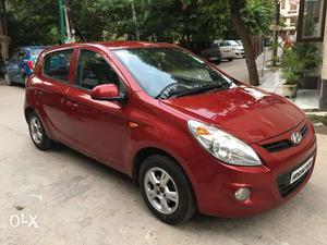 Hyundai i asta top end model first owner cng on rc