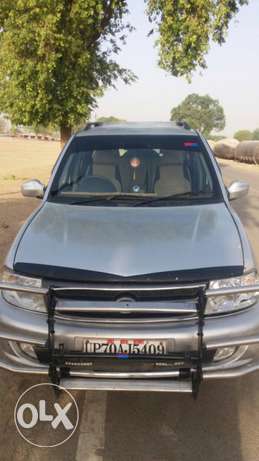 Tata Safari diesel fully equipped with brand new battery and