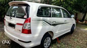  Toyota Innova diesel  Kms