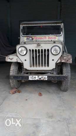 Mahindra jeep Well mainten