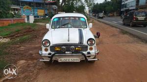 Hindustan Motors Ambassador diesel  Kms  year