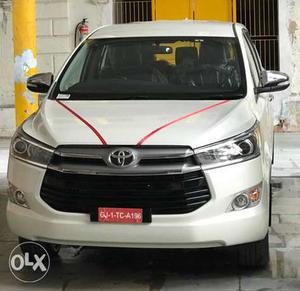 Toyota Innova diesel 800 Kms  year