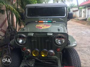 Mahindra jeep very less used same look like a