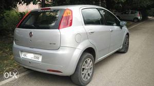  Fiat Grand Punto petrol  Kms