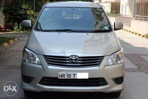 Toyota Innova  Gx-5 7 Str Beige