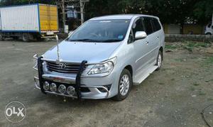 Toyota Innova 2.5 Vx 8 Str Bs-iii, , Diesel