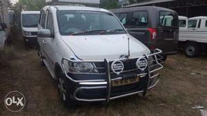 Mahindra Xylo D2 Taxi  Model Tn Regn Good Condition Low