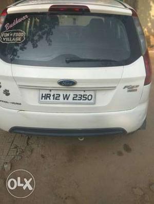 Ford figo Good condition new tayer and bty cont no