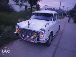 Hindustan Motors Ambassador Classic  Dsz Ac, ,