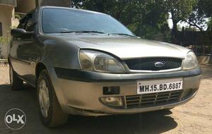  Ford Ikon petrol  Kms