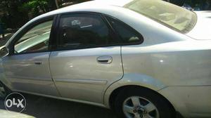  Chevrolet Optra petrol  Kms