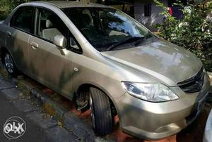 Single Owned Honda City Zx Dolphin Shaped Very Well