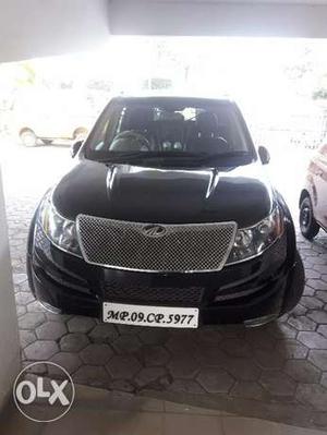 Xuv 500 W Black Colour PRICE is negotiable