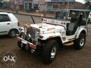 Mahindra jeeps are ready in order with power