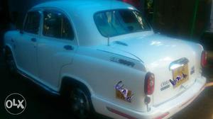  Hindustan Motors Ambassador mob:  seven