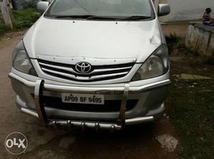  Toyota Innova diesel  Kms