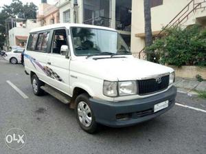 Toyota Qualis Fs B, Diesel