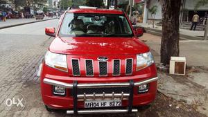 Mahindra tuv automatic T8 red  single owner excellent