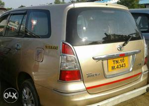  Toyota Innova diesel  Kms