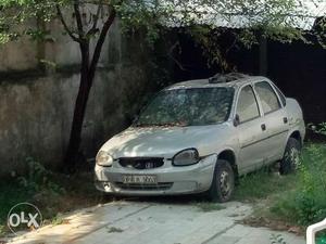 Old opel corsa for parts only not only running condition