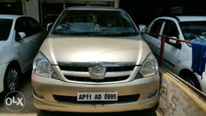 Toyota Innova 2.5 V 8 Str, , Diesel