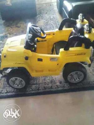 A great automatic Jeep for kids in a good and
