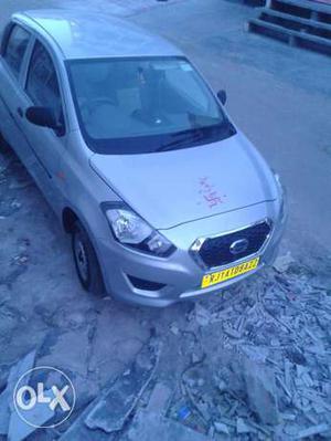 Want to sell new datsun go car with taxi number