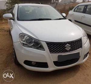  Maruti Suzuki Kizashi petrol  Kms