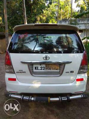  Toyota Innova diesel  Kms