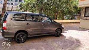 Toyota Innova type 3 - Metallic grey top condition