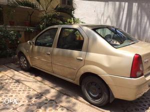 Good condition Logan 22 km per liter  Mahindra Renault