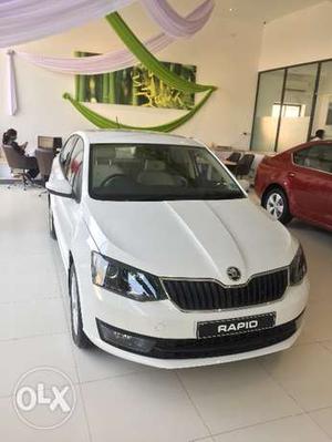  Skoda Rapid petrol 10 Kms