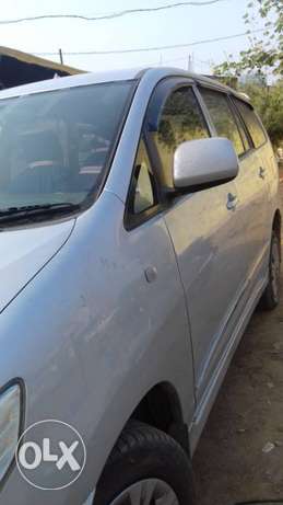  Toyota Innova diesel  Kms