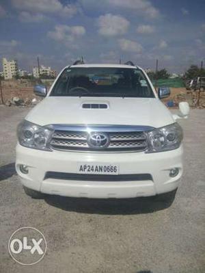 Toyota Fortuner 3.0 4x4 Mt, , Diesel