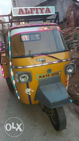 Good condition ape auto model  Mobile Number